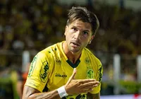 Campeão pelo Bahia deixa time da Libertadores e volta ao Nordeste