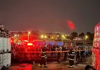 Casal morre esmagado durante manobra de balsa em porto