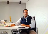 CEO que demitiu 900 pelo Zoom é demitido da própria empresa