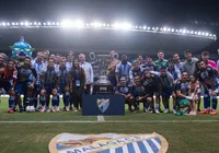 Clube se autoproclama campeão na Espanha após adversário abandonar disputa de pênaltis