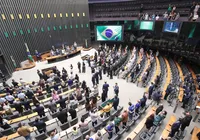 Concurso da Câmara tem polêmica para derrubar cláusula de barreira