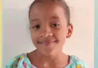Criança morre ao ser arremessada por adolescente na piscina em festa