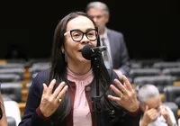 Deputada cobra rigor na investigação após prisão de vereador de Lauro de Freitas