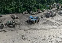 Desastre no Nepal e na China ultrapassa marca de 1.300 desaparecidos