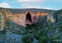 Destino do Nordeste abriga uma das maiores cavernas do Brasil imagem