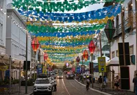 Editorial - Festa e identidade