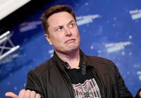 Elon Musk se torna trilionário após salto de 20% nas ações da Space X