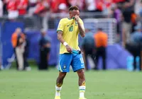 Em lágrimas, Neymar anuncia aposentadoria da Seleção Brasileira