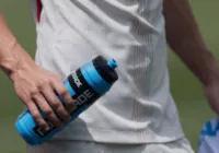 Entenda como as pausas para hidratação influenciam os jogos da Copa