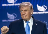 Estados Unidos lançam moeda de US$ 1 com o rosto de Donald Trump