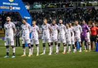 Ex-Vitória decide jogo e tira time da zona de rebaixamento da Série B