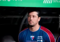 Ex-Vitória, Thiago Carpini “joga a obrigação” do título ao rubro-negro