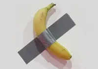 Famosa obra de arte com banana de R$ 34 milhões é roubada de museu
