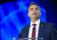 Flávio Bolsonaro perde aliado de peso para disputa presidencial