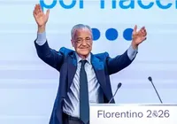 Florentino Pérez é reeleito presidente do Real Madrid