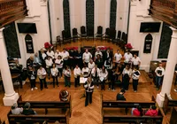 Igreja evangélica permite que pessoas LGBT+ se tornem pastores