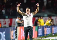 Jair provoca Athletico após goleada e aponta "mudanças pra frente"