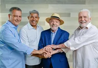 Jerônimo abre campanha na Colina Sagrada e faz comício em Irecê