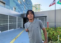 Jovem que perdeu o braço diz que não conseguiu se aposentar: “situação complicou”