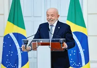 Lula defende fim da escala 6x1 enquanto PEC segue travada no Senado