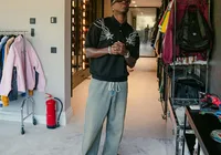 Mansão de Vini JR. vale R$ 20 mi e ocupa quatro terrenos; veja fotos imagem