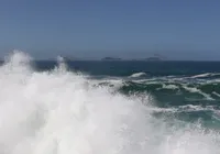 Marinha emite alerta de ressaca para cidades do litoral baiano