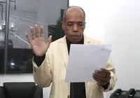 Médico assume vaga e toma posse como vereador em Salvador