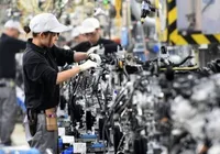 Montadora japonesa demite 20 mil funcionários e fecha 7 fábricas
