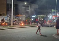 Moradores de São Cristóvão protestam e fecham pista após morte de trabalhador