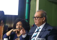 Muniz acelera projeto que proíbe Kiss & Fly no Aeroporto de Salvador: "Não vou ficar esperando" imagem