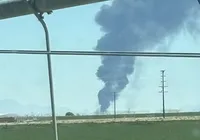 Oito pessoas morrem após avião militar cair durante decolagem na Base Aérea