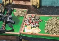 Operação policial termina com dois mortos e apreensão de arsenal