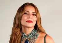 Paolla Oliveira responde fã que pediu para apanhar dela; veja vídeo imagem