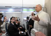 Papa Leão XIV define torcida entre Real Madrid e Barcelona; veja vídeo imagem