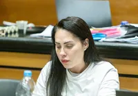 Perdão da justiça não garante volta de Monique Medeiros à sala de aula imagem