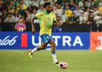 Por que Ancelotti trocou um lateral por um volante na Seleção? Entenda