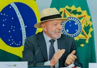 PT lança vaquinha para Lula; candidato acumula R$ 170 mil em doações