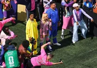 Ronaldo, Ronaldinho e Pelé são destaques no show do intervalo da Copa