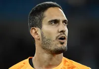 Ronaldo rouba posto de Lucas Arcanjo após atuação contra o Fluminense