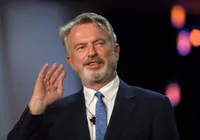 Sam Neill, ator de ‘Jurassic Park’, morre aos 78 anos