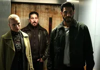Só 6 episódios: a série de espionagem da Netflix para ver em uma tarde