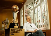 Técnico do tetra com o Brasil, Parreira é internado no Rio de Janeiro