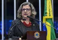 Teresa Leitão reage a convite de Lula para liderança no Senado