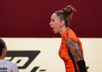 Tifanny lamenta veto de trans no vôlei: "Tirando tudo o que eu tenho"