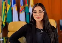 "Trans de direita" erra nível de escolaridade no registro do TSE