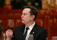 Trilionário, Elon Musk troca mansão por imóvel pré-fabricado de 37 m²