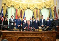Trump ameaça tarifas e retaliação à UE após multa bilionária ao Google