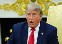 Trump promete destruir o Irã após ser jurado de morte