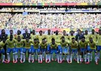 Venda de chuteira rosa dispara no Brasil após jogos da Copa do Mundo