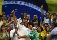 Vídeo de Michelle Bolsonaro contra Flávio reabre ferida dentro do bolsonarismo